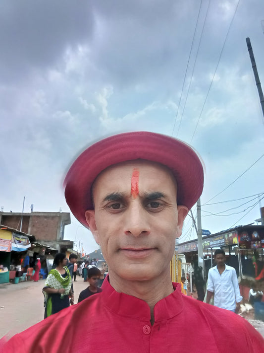 गुरु हमारी दृष्टि को बदलता है
