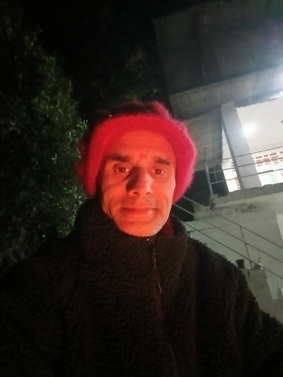 मनुष्य का उद्धार मात्र नाम - स्मरण से हो जाता है।