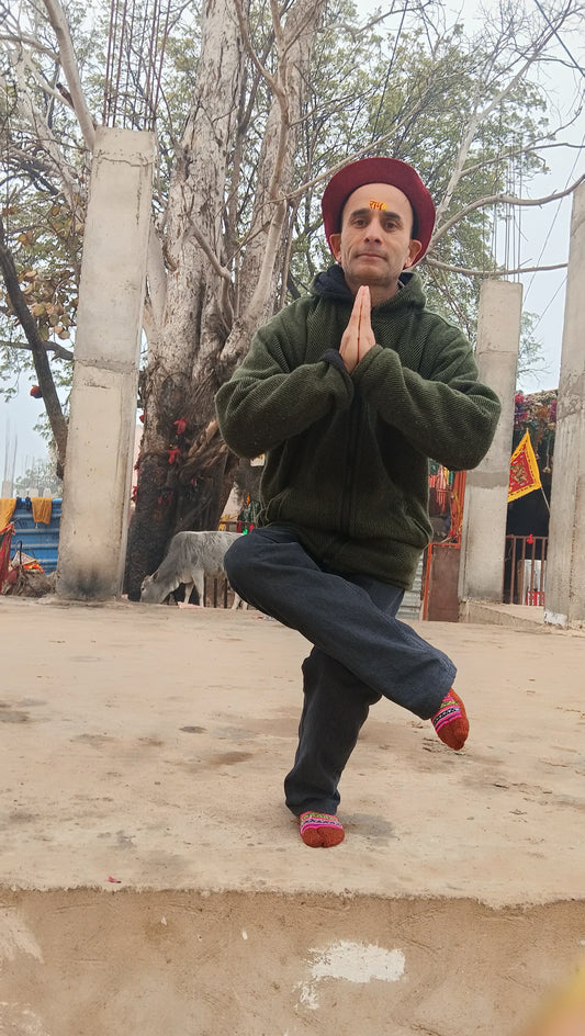 योग केवल आसनों का अभ्यास नहीं