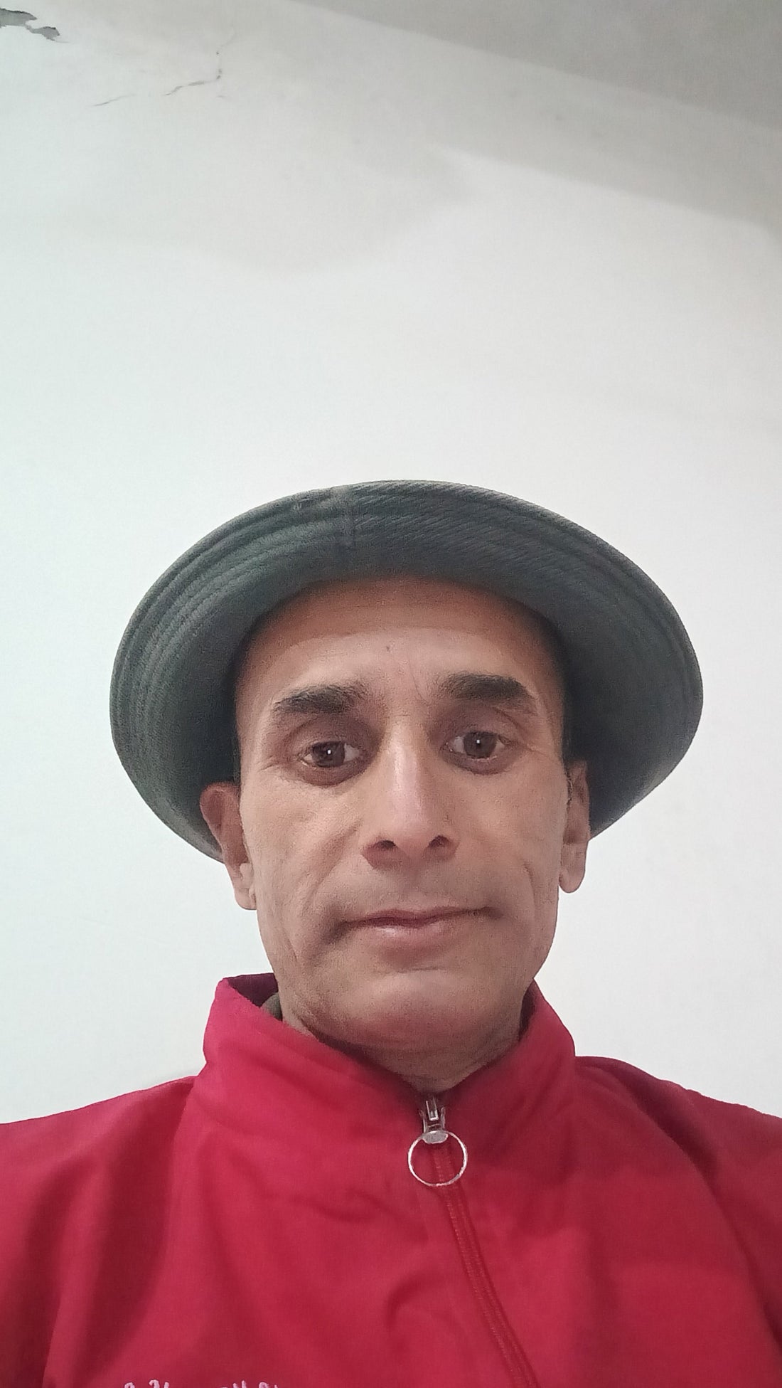 जिसका मन सच्ची भक्ति में टिक जाता है।