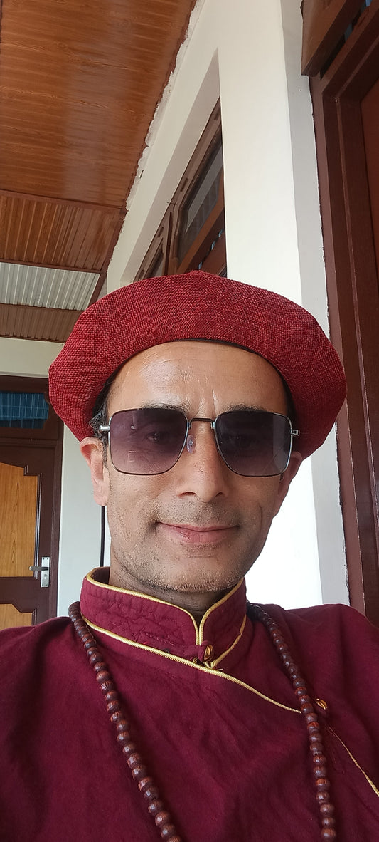 किसी की भावनाओं से खेलना