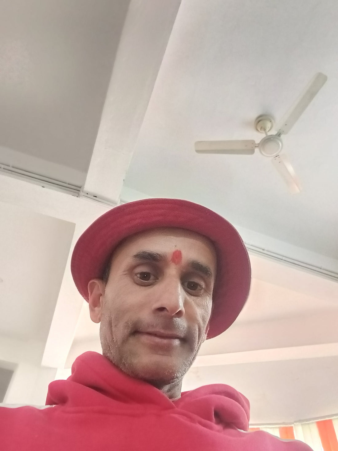 ये जिंदगी भी एक प्रकार का मेला है।
